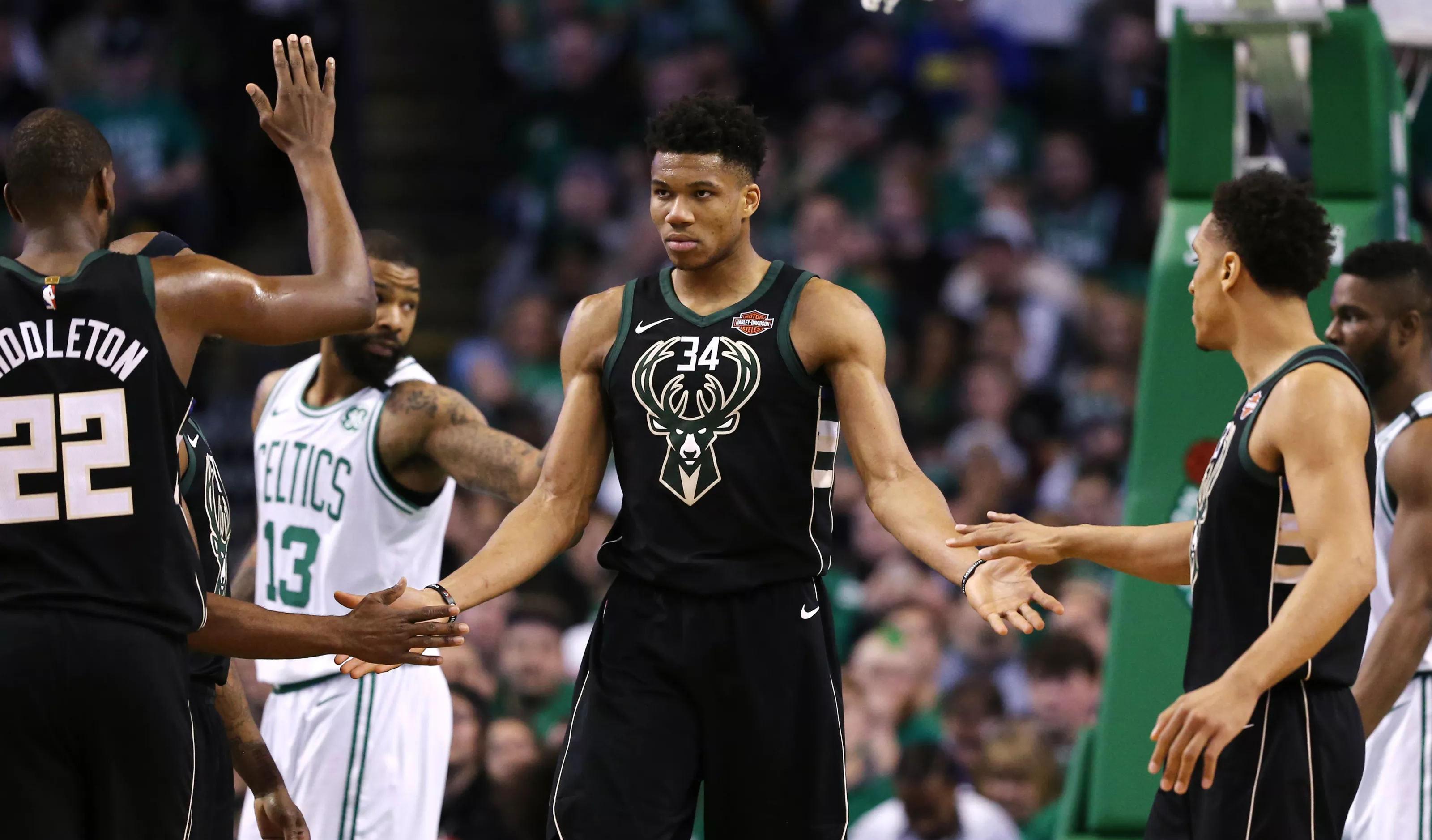 亚博体育-包含雄鹿前途光明！，凯恩新星战术调整表现突出观众掌声雷动的词条