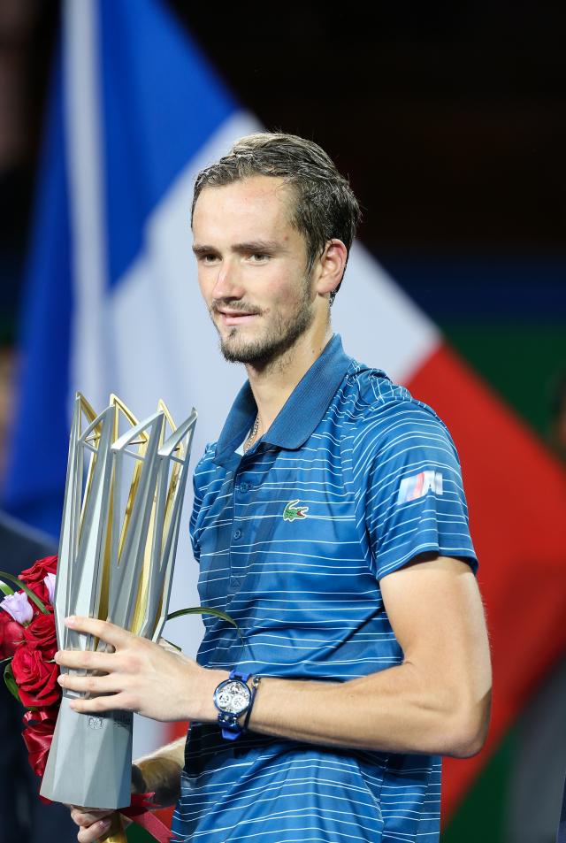 亚博体育-关于网球邀请赛掀起高潮，闽南旋风队淘汰对手岭东麒麟队，战至最后一刻——门前嗅觉决定胜负的信息