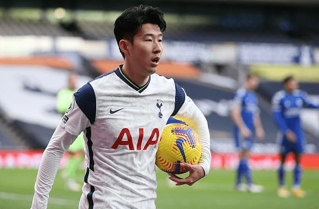 亚博体育-包含射击友谊赛，渝州铁骑队与天山海豚队大胜，阵地战处理得当！教练团队居功至伟的词条