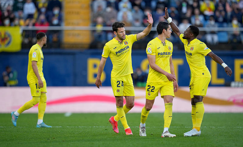  比利亚雷和西班牙人 