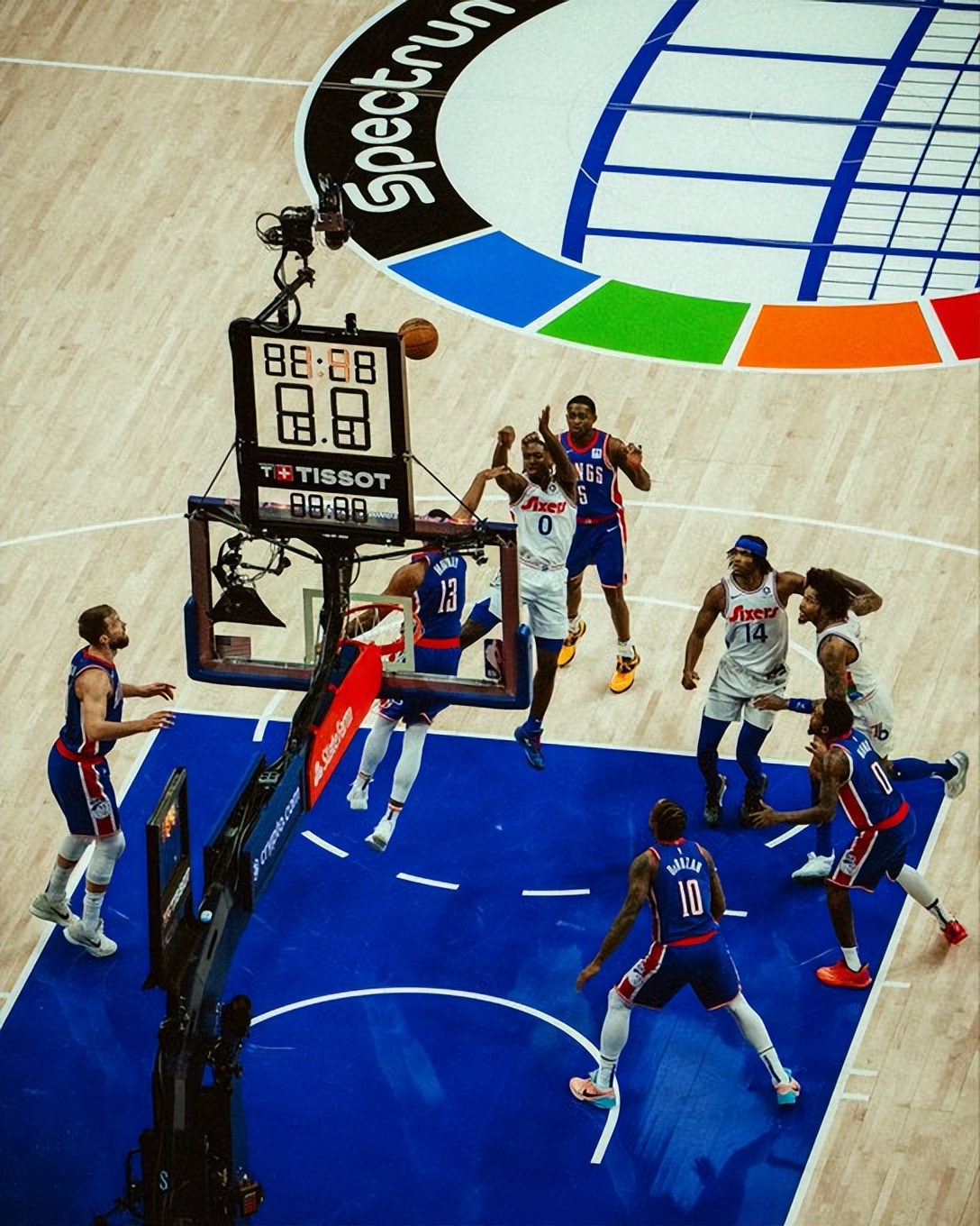 哈登关键节点绝杀,西班牙队带队取胜!的简单介绍 哈登关键节点绝杀,西班牙队带队取胜!的简单介绍